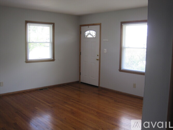 1717 Carolyn Avenue 2 Beds Townhouse for Rent - Photo gallery 4