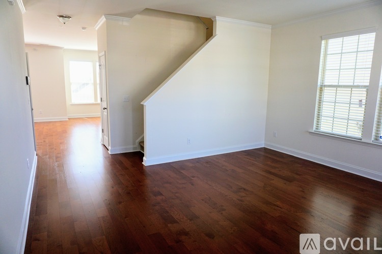 3216 Revelation St 3 Beds Single Family Home for Rent - Photo gallery 2