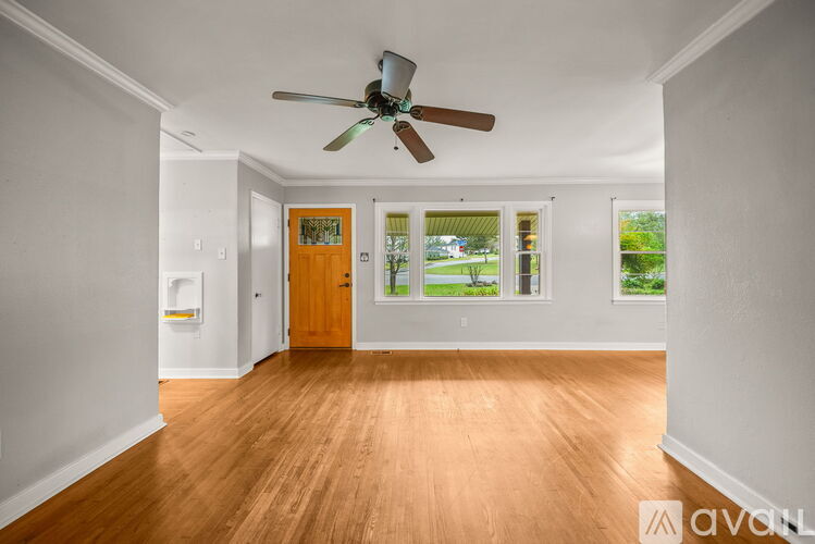 1924 Pine Valley Rd 3 Beds Single Family Home for Rent - Photo gallery 4