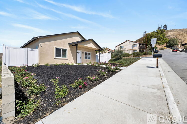 237 E Prospect St 4 Beds Townhouse for Rent - Photo gallery 3