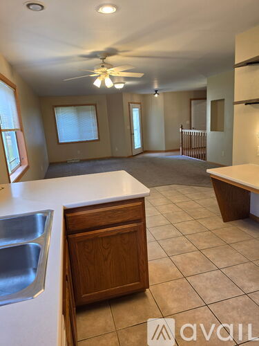 1008 Georgene Street 4 Beds Single Family Home for Rent - Photo gallery 4