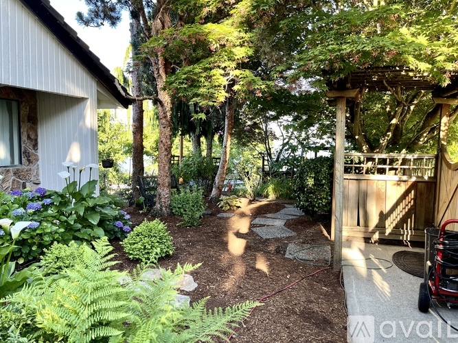 703 North 29th Street 3 Beds Single Family Home for Rent - Photo gallery 4