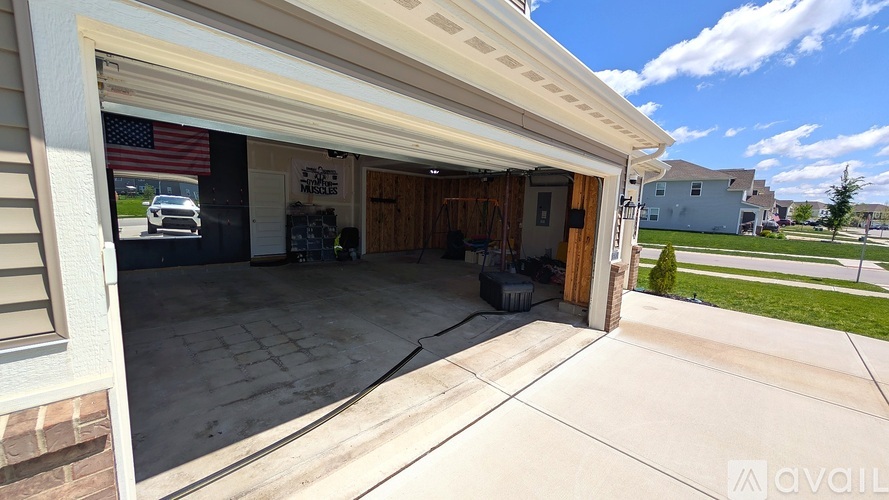 9160 Larson Drive 5 Beds Single Family Home for Rent - Photo gallery 4