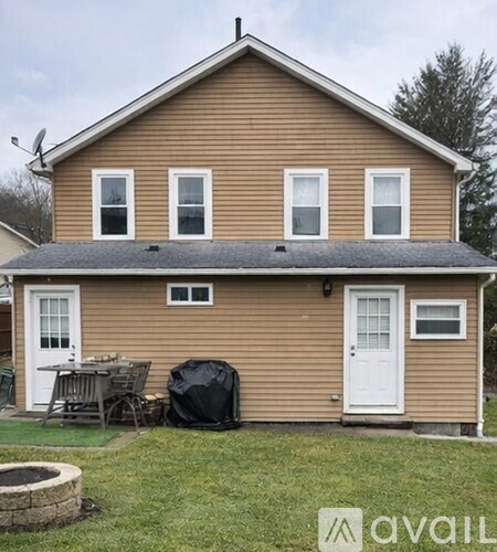 161 Washington Drive 2 Beds Apartment for Rent