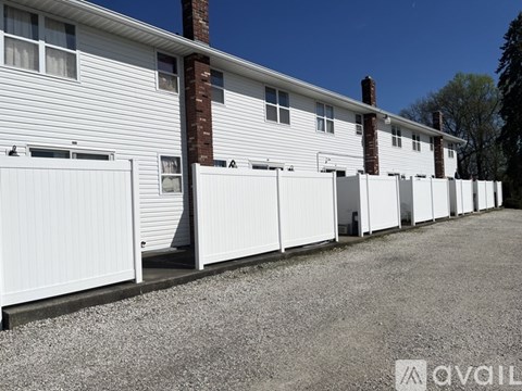 1157 Yuma Circle Northeast 2 Beds Apartment for Rent