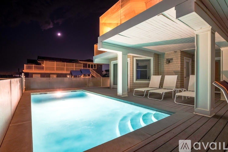 687 Dune Road 8 Beds Single Family Home for Rent - Photo gallery 2