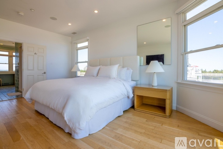 687 Dune Road 8 Beds Single Family Home for Rent - Photo gallery 4