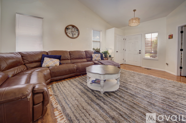 7518 Stephenville Rd 3 Beds Single Family Home for Rent - Photo gallery 3