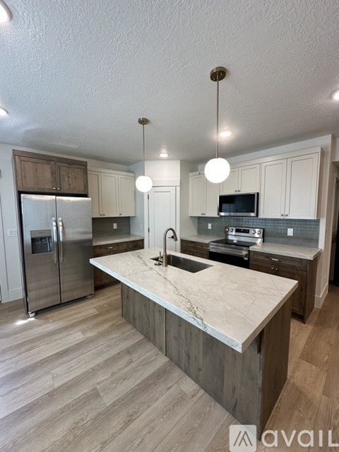 1065 W 125 S 2 Beds Apartment for Rent
