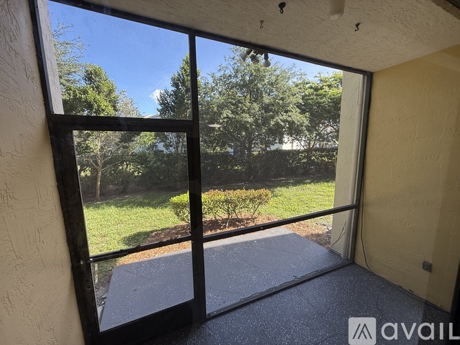 9150 NW 38th Dr 2 Beds Apartment for Rent - Photo gallery 3