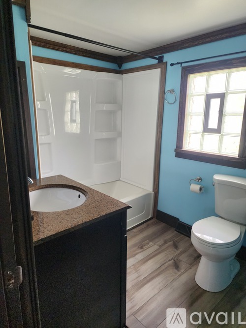 426 3rd Street 2 Beds Single Family Home for Rent - Photo gallery 4