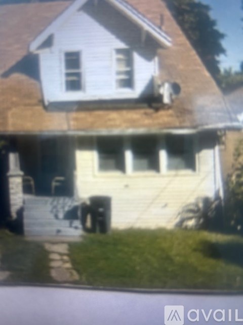1039 6Th Avenue 1 Apartment for Rent