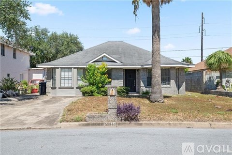 2419 N 28Th St 3 Beds Apartment for Rent