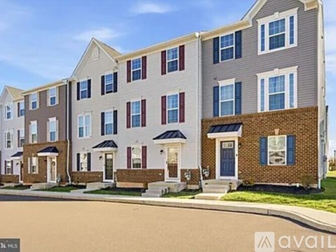Dragon Drive 4 Beds Apartment for Rent