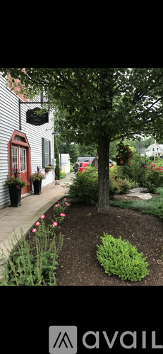 313 Pond Road 1 Apartment for Rent - Photo gallery 1