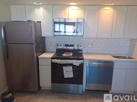 60 Strawberry Hill Avenue 1 Apartment for Rent