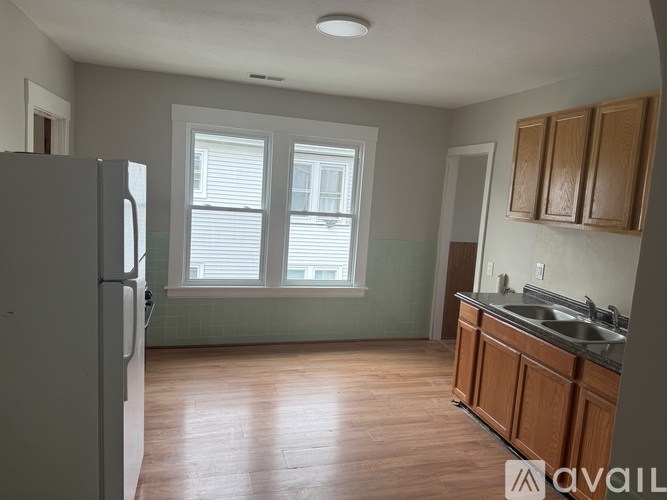 116 Belden Street 2 Beds Apartment for Rent - Photo gallery 4