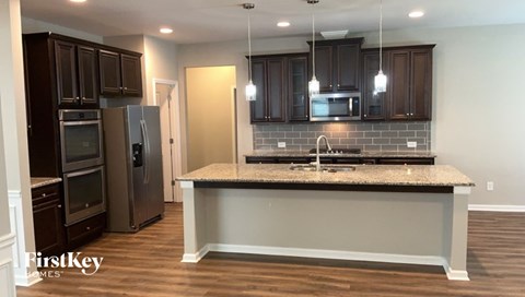 35 Crossbill Trl 5 Beds Apartment for Rent