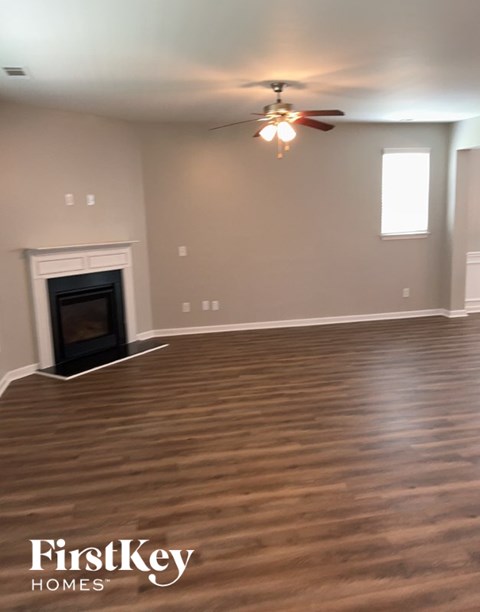 35 Crossbill Trl 5 Beds Apartment for Rent