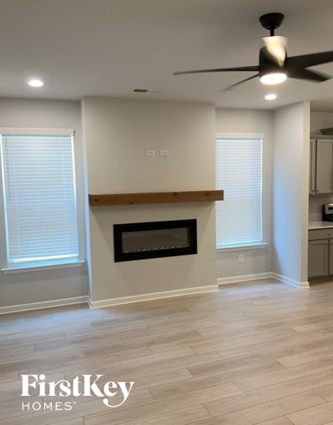 165 Tulip Drive 4 Beds Apartment for Rent