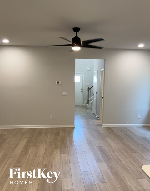 165 Tulip Drive 4 Beds Apartment for Rent