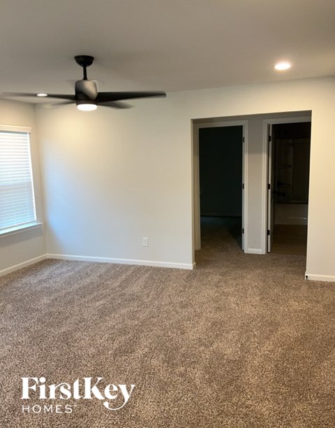 165 Tulip Drive 4 Beds Apartment for Rent