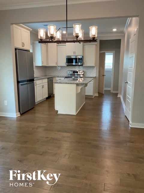 613 WINDMILL CIRCLE 5 Beds Apartment for Rent