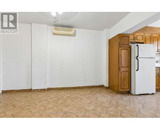 MAIN FL - 472 WINONA DRIVE 2 Beds House for Rent - Photo gallery 4