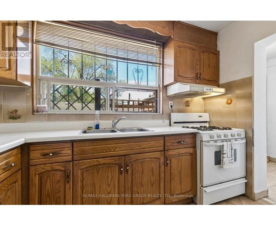 MAIN FL - 472 WINONA DRIVE 2 Beds House for Rent - Photo gallery 5