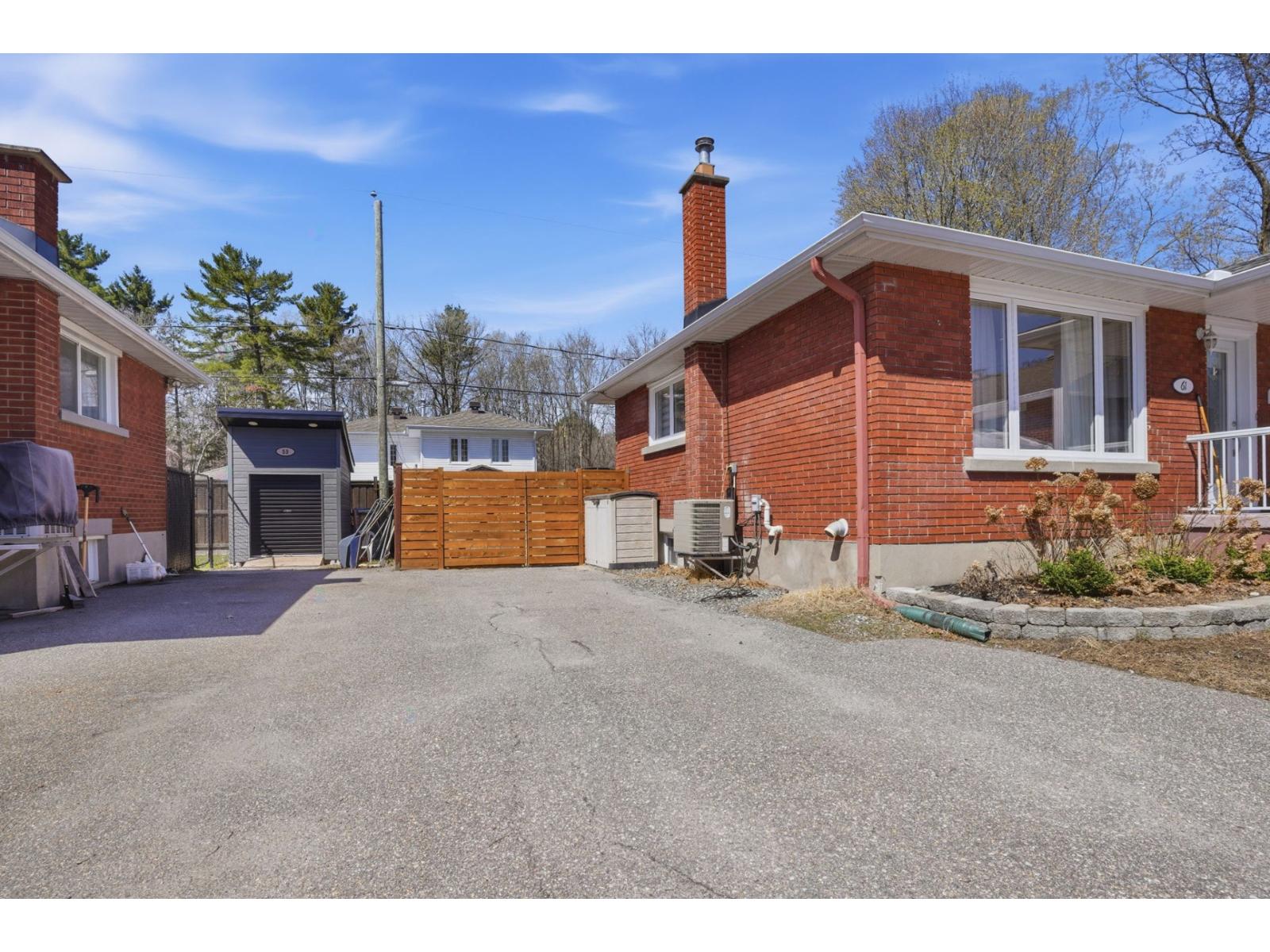 61 Rue St-Cyr 4 Beds House for Rent - Photo gallery 2