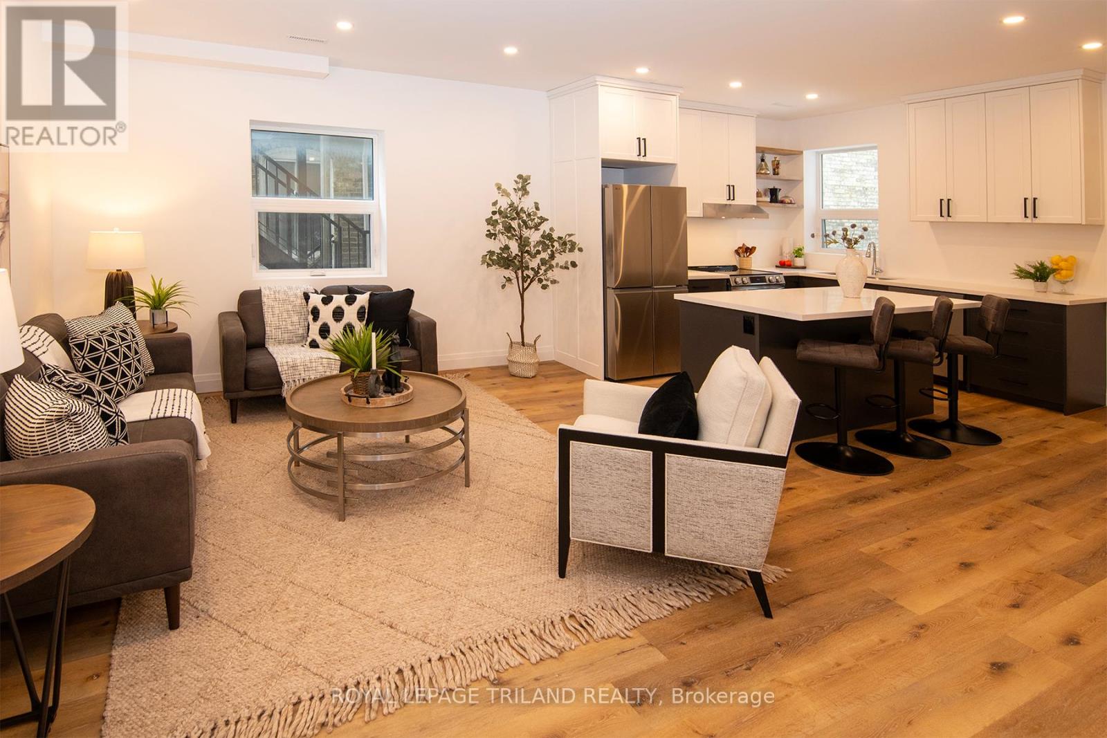 202 - 425 DUNDAS STREET 2 Beds House for Rent - Photo gallery 2