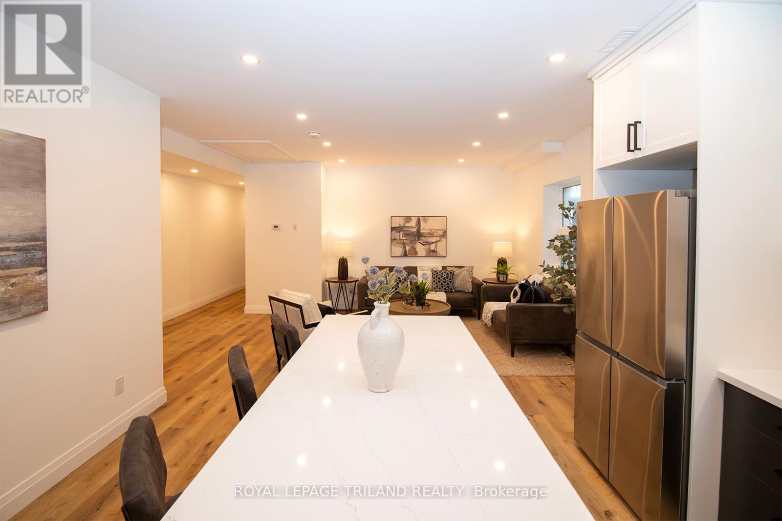 202 - 425 DUNDAS STREET 2 Beds House for Rent - Photo gallery 5