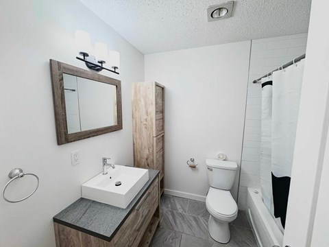 308 - 45749 Spadina Ave 2 Beds Apartment for Rent