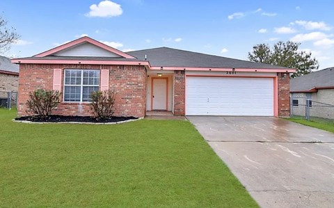 2601 Thoroughbred Drive 3 Beds Apartment for Rent