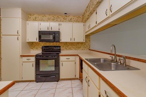 8266 Ambrose Cove Way 3 Beds Apartment for Rent