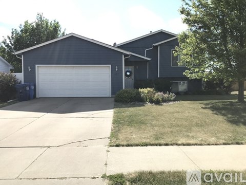 407 Arlene Avenue 3 Beds Apartment for Rent