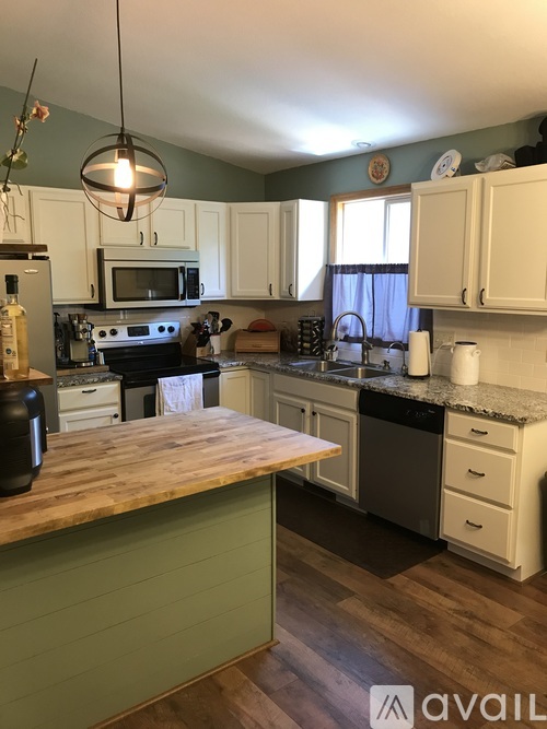 407 Arlene Avenue 3 Beds Single Family Home for Rent - Photo gallery 3