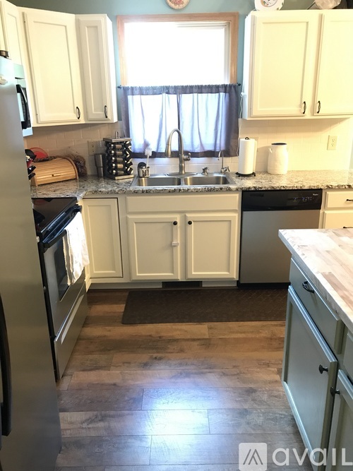 407 Arlene Avenue 3 Beds Single Family Home for Rent - Photo gallery 4