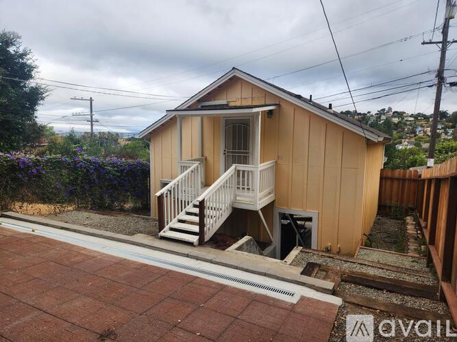 228 Louisiana St 1 Apartment for Rent - Photo gallery 1