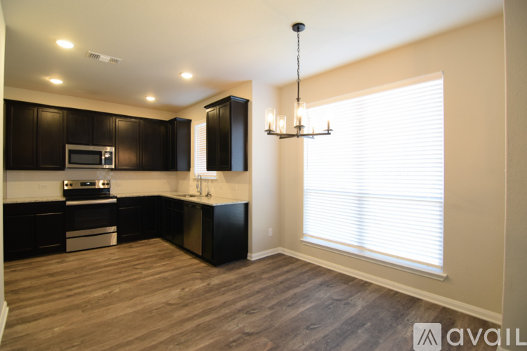 1125 Ewell Ct 3 Beds Single Family Home for Rent - Photo gallery 4