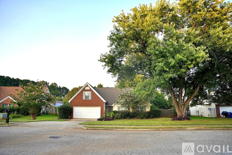 60 Shenandoah Drive 4 Beds Single Family Home for Rent - Photo gallery 2