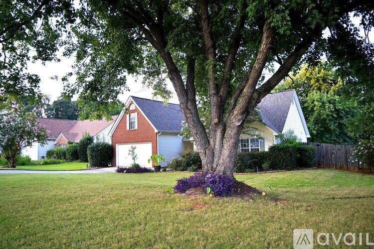 60 Shenandoah Drive 4 Beds Single Family Home for Rent - Photo gallery 3