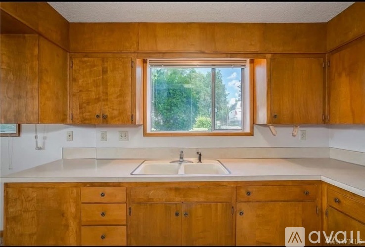 1620 5th Street Northeast #1622 2 Beds Single Family Home for Rent - Photo gallery 3