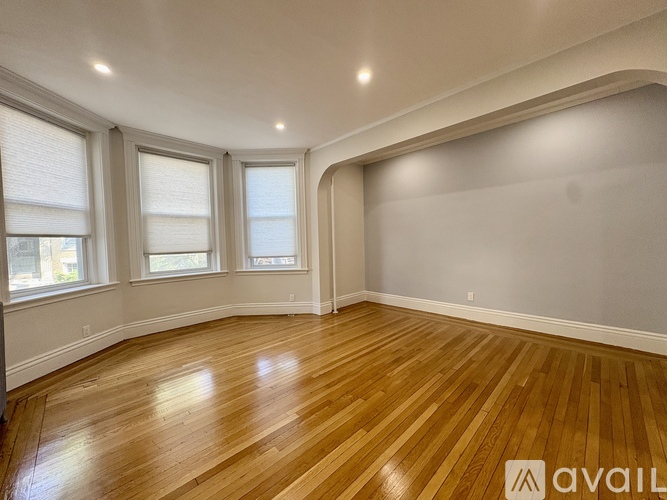 90 Fuller St 2 Beds Apartment for Rent - Photo gallery 4