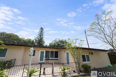1110 Southwest 42Nd Avenue 3 Beds Apartment for Rent