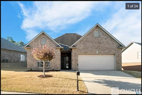 2931 Summit Dr 3 Beds Apartment for Rent