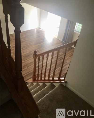 176 Chester Ct 3 Beds Apartment for Rent