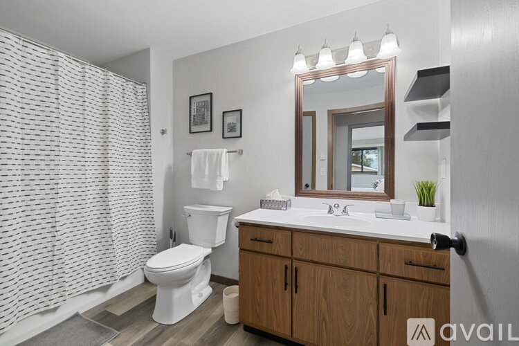 1005 South Lake Street 2 Beds Apartment for Rent - Photo gallery 3