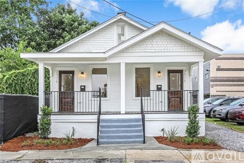 2916 Cadiz Street 2 Beds Apartment for Rent