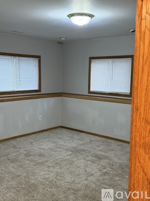 755 South Robert Street 4 Beds Apartment for Rent